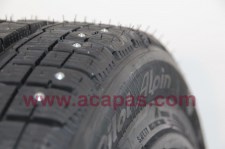 Michelin PAX Reifen 245-710R490AC 121Q mit Spikes